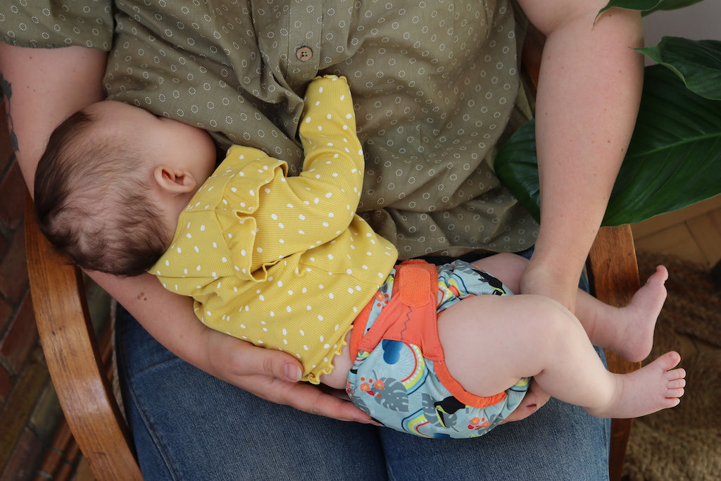 Breast Feeding - Close Parent